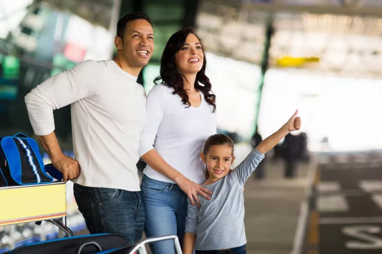 Chauffeur VTC pour récupérer des croisiéristes au port de Marseille pour une excursion, Marseille, GREENTRANSFERT