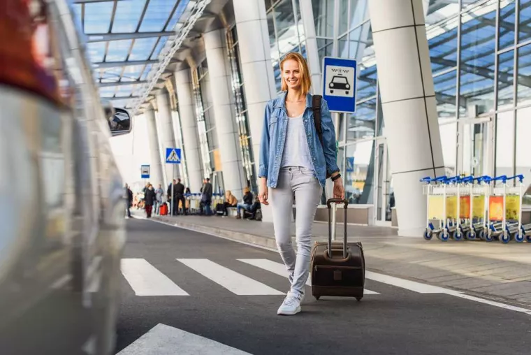 Chauffeur vtc pour un trajet urgent vers l'aéroport, Marseille, GREENTRANSFERT